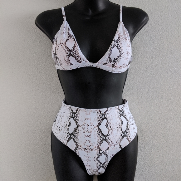 Women's High-Waisted Cheeky 2 pc Bikini Swimsuit - Picture 4 of 7